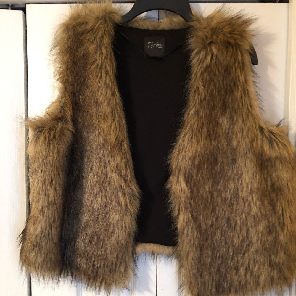 Faux Fur Vest- Large